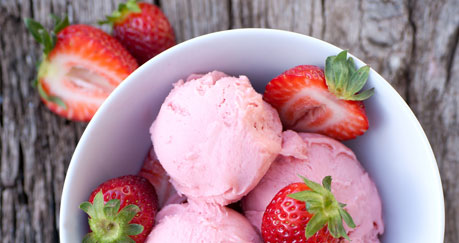 Mauel's Premium Strawberry Ice Cream
